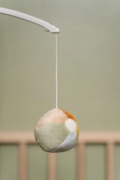 Nijntje X Little Dutch Vintage Muziekmobiel - Sunny Stripes -Prenatal 800x1200 4